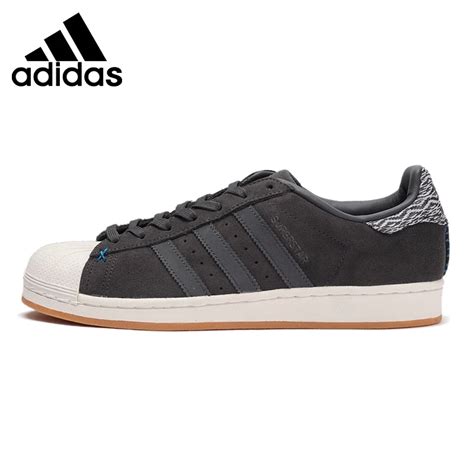 leverancier adidas schoenen